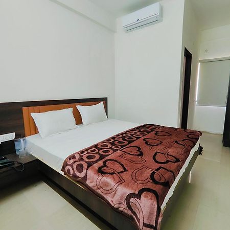 Hotel Heritage Palace Бхудж Экстерьер фото