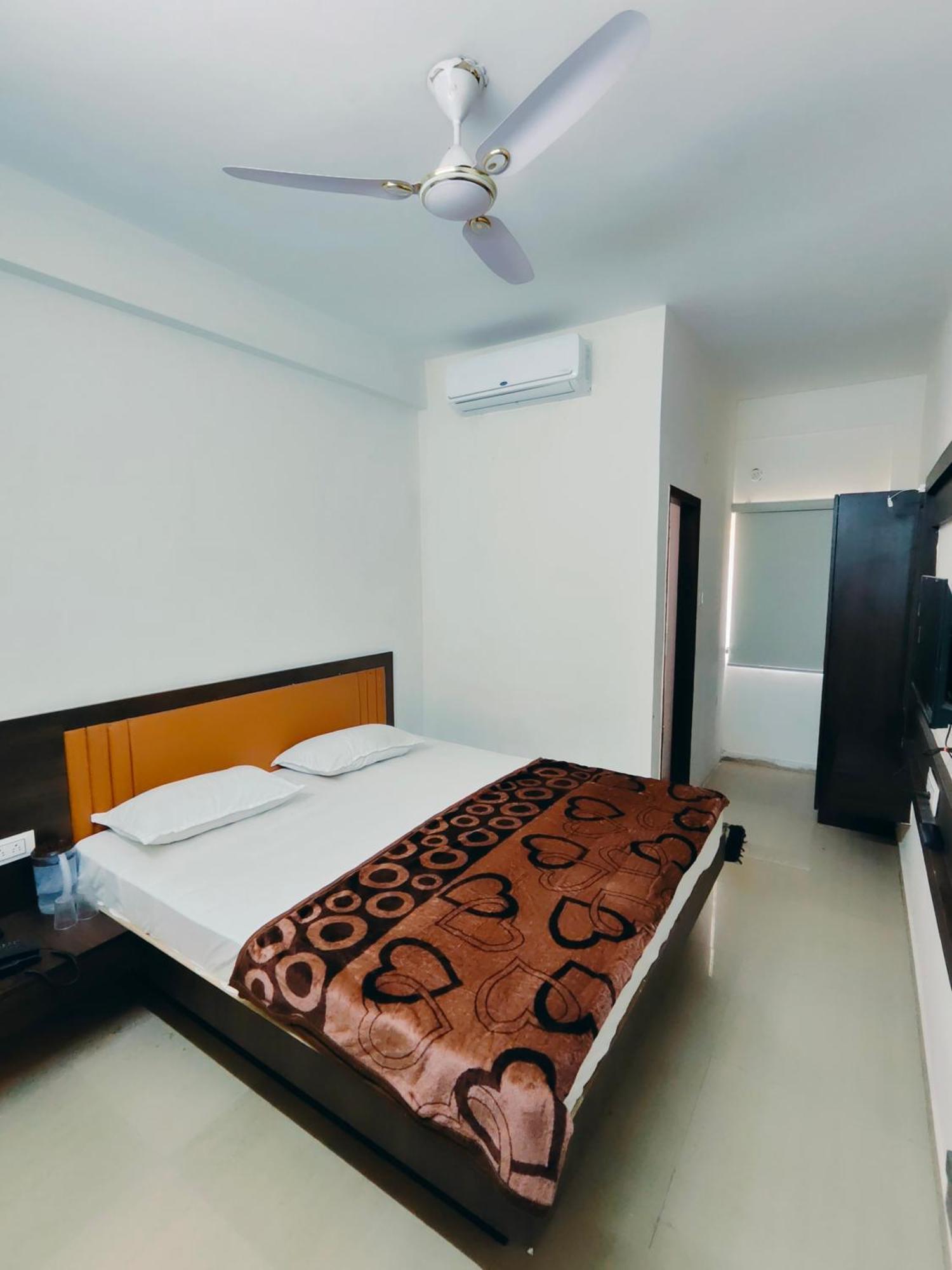 Hotel Heritage Palace Бхудж Экстерьер фото